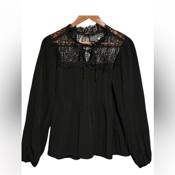 Maje Rockette Black Lace embroidered Peasant Shirt- EU size 1 1(US- S) - Picture 2 of 14